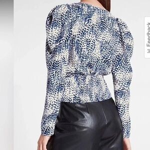 Express Navy and White Puff Sleeve Patterned Blouse